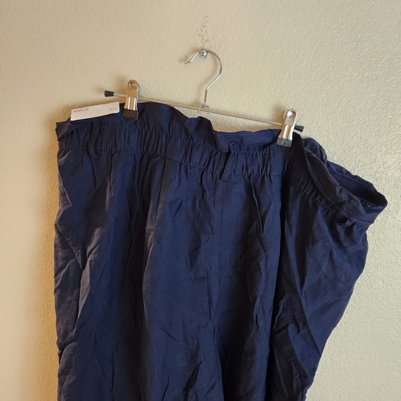 Lane Bryant Paperbag Elastic Waist Wide Leg Navy Ankle Crop Pants Size 20 - Picture 7 of 8